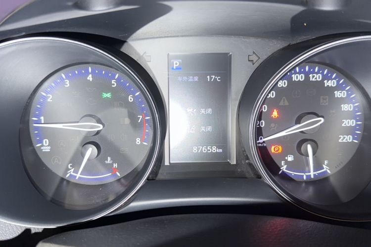 Used Toyota C-HR 2018 2.0L Leading with Sunroof China VI Standard
