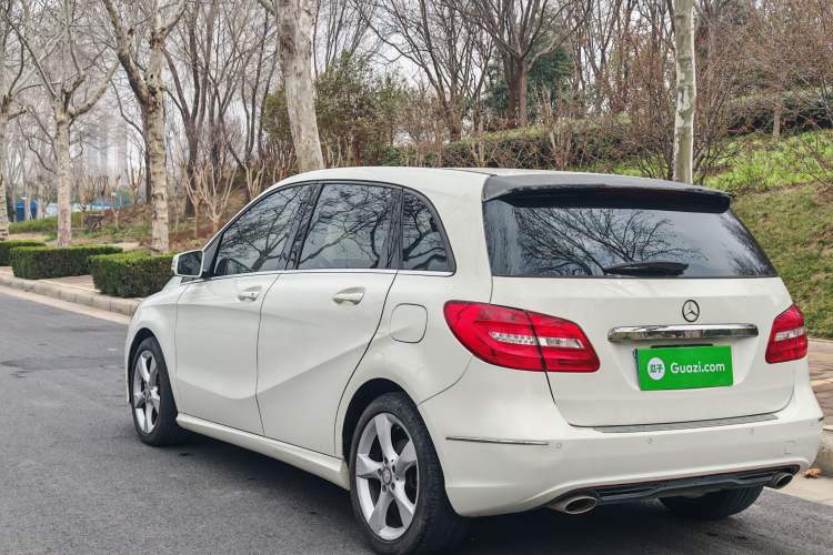 Used Mercedes-Benz B-Class 2012 B 200 Exterior 6