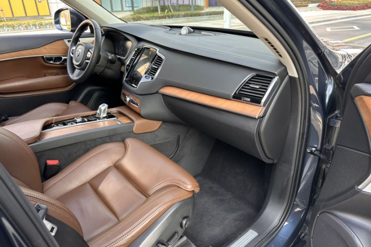 Used Volvo XC90 New Energy 2019 E-Drive Hybrid T8 Prestige 7-Seater China VI Standard