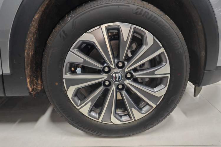 Used Buick Envision 2025 25T Entry-Grade Platinum Edition Exterior 9