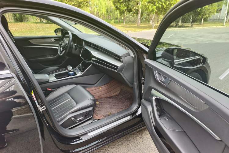 Used Audi A6L 2023 45 TFSI Prestige Elegant Edition
