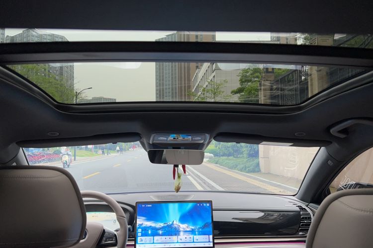 Used BYD Han 2024 DM-i Glory Edition 200KM Flagship Model Headliner