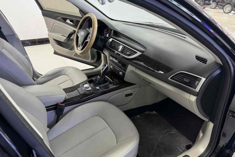 Used Zotye Z700 2016 1.8T DCT Luxury Model
