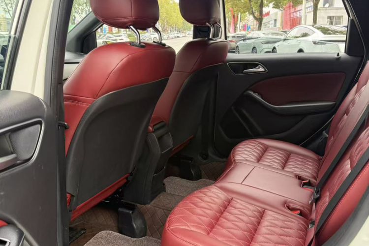 Used Mercedes-Benz B-Class 2016 B 180
