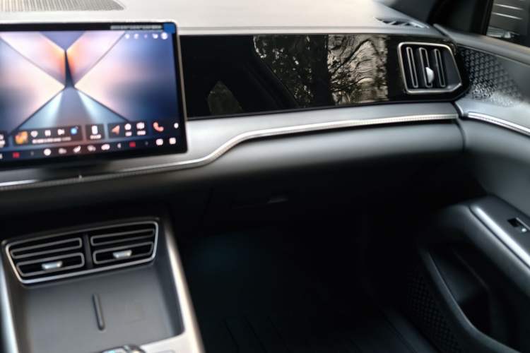 Used BYD Song Pro New Energy 2025 2nd Generation Intelligent Driving Version DM-i 75KM Leading Edition
