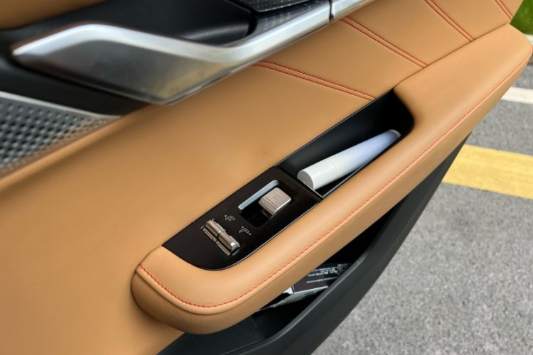 Used Zeekr 001 2022 Ultra-Long Range Dual-Motor YOU Version
