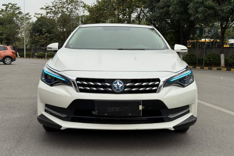 Used Venucia D60 2018 1.6L CVT Smart Connect Elite Edition
