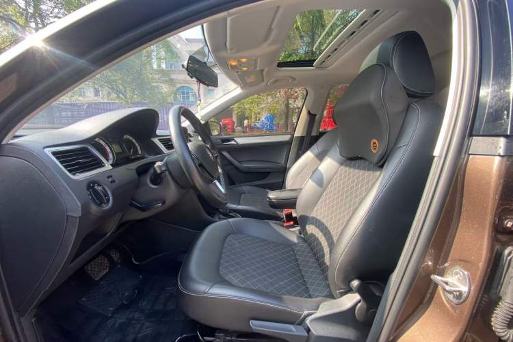 Used Skoda Rapid 2018 1.6L Automatic Comfort Edition
