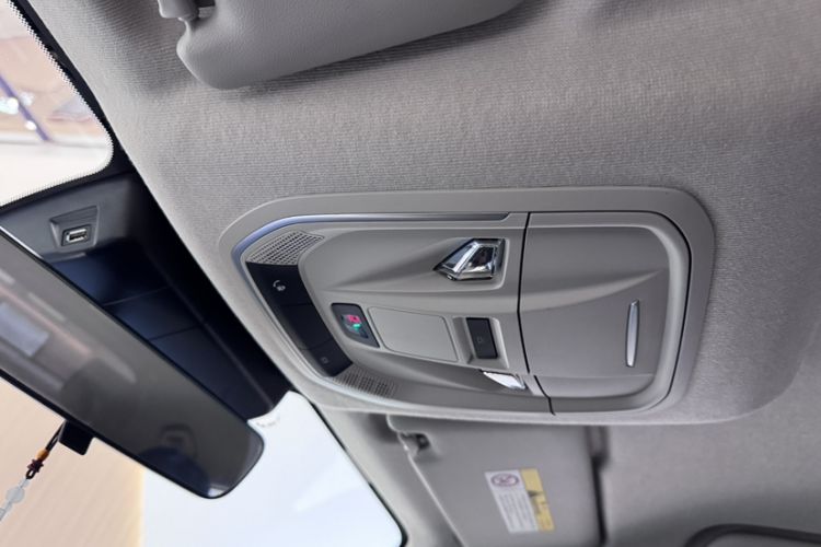 Used ORA Good Cat 2022 400km Standard Range Luxury Version Ternary Lithium
