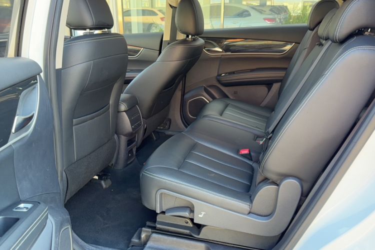 Used BYD Song MAX 2017 1.5T Manual Smart Connect Luxury 7-Seater