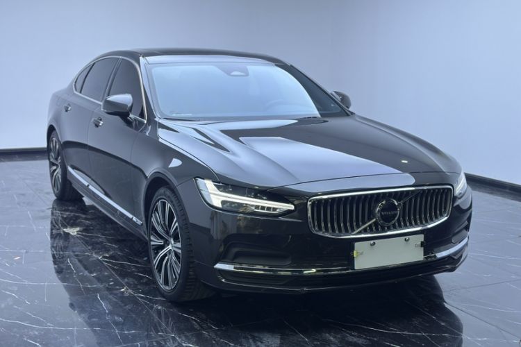 Used Volvo S90 2022 B5 Zhiyuan Luxury Edition
