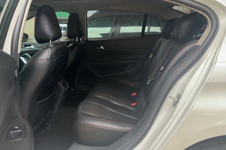 Used Peugeot 408 2018 Revised 350THP Automatic Luxury Edition Interior 2