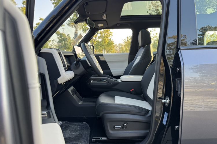 Used iCAR 03T 2024 520km Two-Wheel Drive Long-Range Version