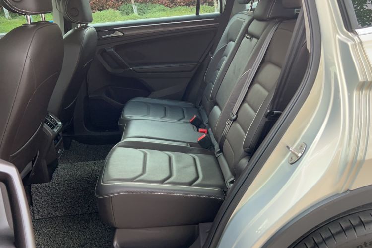 Used Volkswagen Tiguan L 2017 330TSI Automatic Two-Wheel Drive Flagship Edition Left Rear Seat