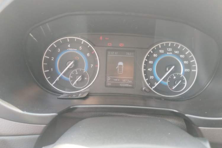 Used Dongfeng Fengon S560 2018 1.8L CVT Smart Connect 7-Seater