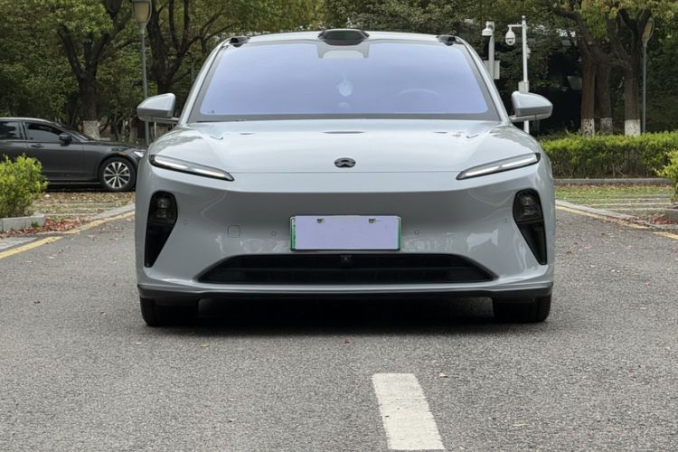 Used Nio ET5 2024 75 kWh Exterior 4