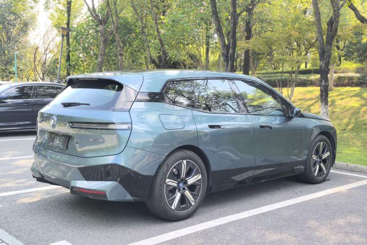 Used BMW iX 2022 xDrive40