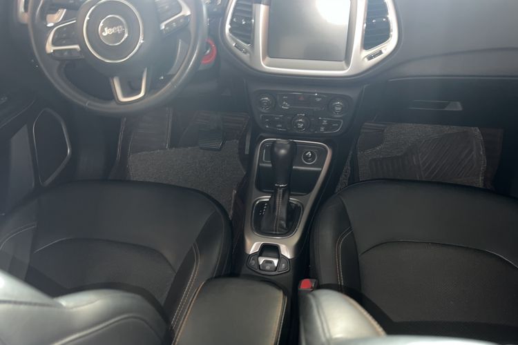 Used Jeep Compass 2017 200T Automatic Family Edition