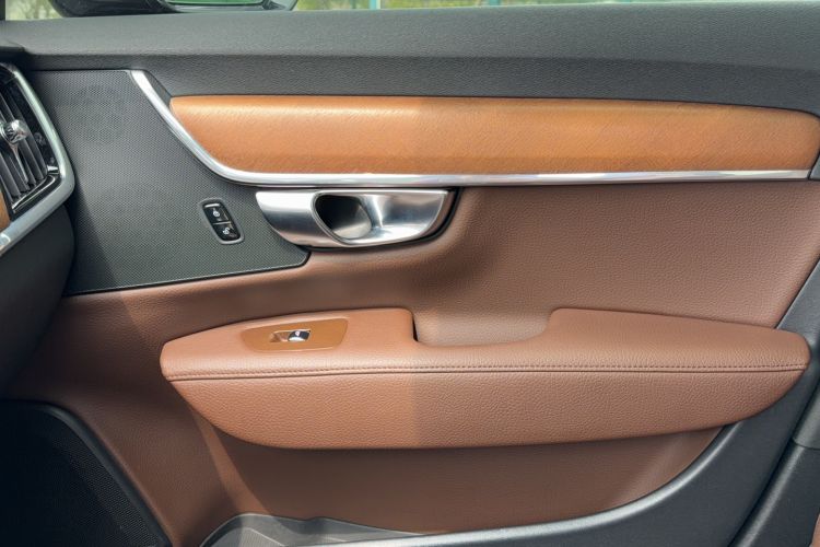 Used Volvo S90 2021 B5 Zhiyi Luxury Edition