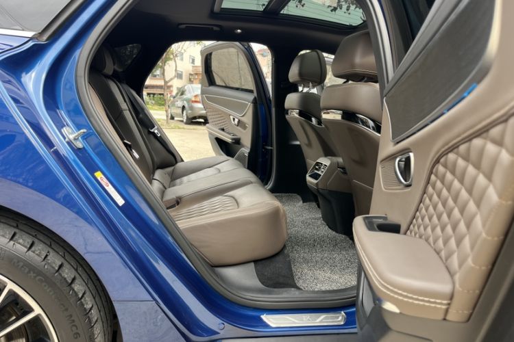 Used BYD Han 2022 DM-i 121KM Luxury Model Interior 1