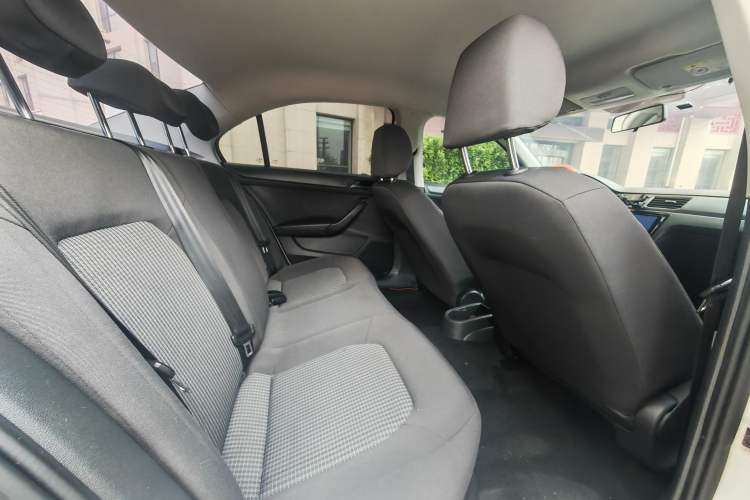 Used Volkswagen Santana 2019 1.5L Manual Fashion Edition China VI Standard Interior 3