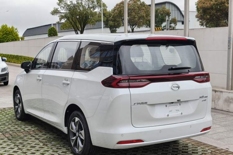 Used GAC Trumpchi M6 2023 PRO 270T DCT Luxury Edition Exterior 3