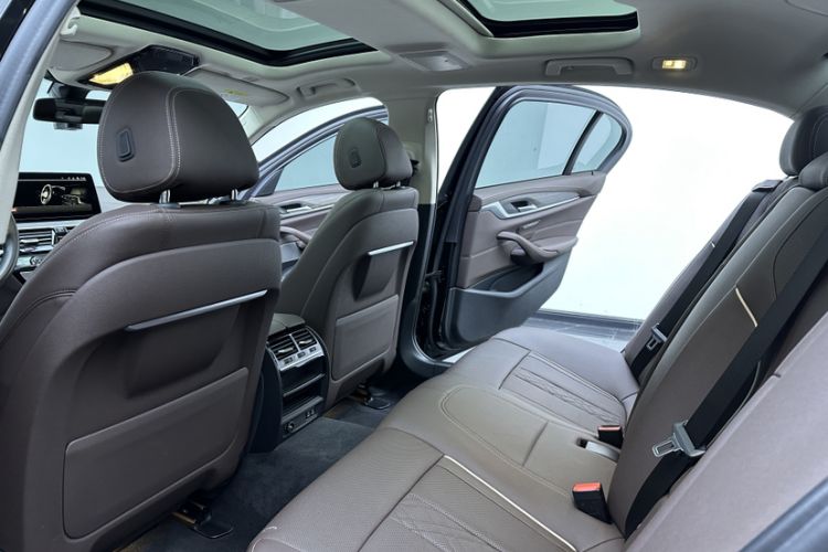 Used BMW 5 Series 2021 530Li Leading Luxury Package
