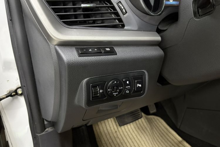 Used BYD G5 2014 1.5TID Automatic Prestige Model