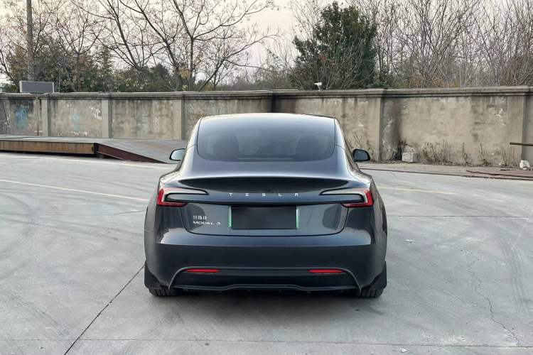 Used Tesla Model 3 2025 Rear-Wheel-Drive Version