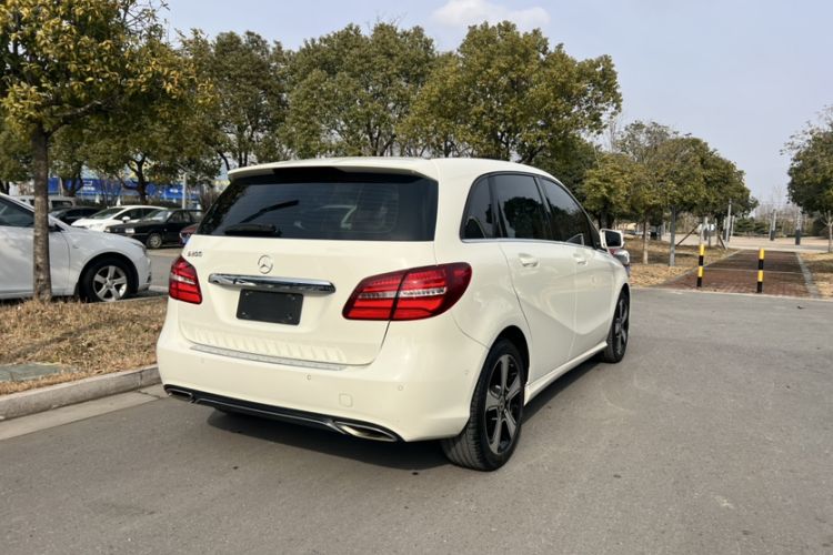 Used Mercedes-Benz B-Class 2017 B 200 Fashion Model