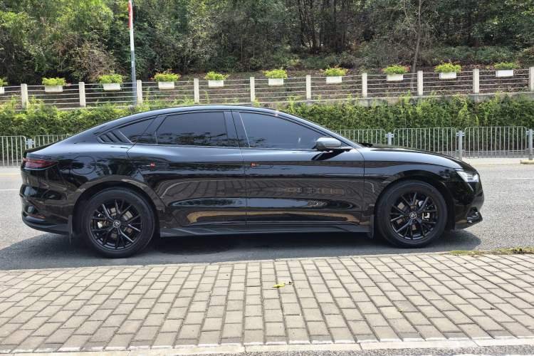 Used BYD Han 2023 DM-i Champion Edition 121KM Prestige Model
