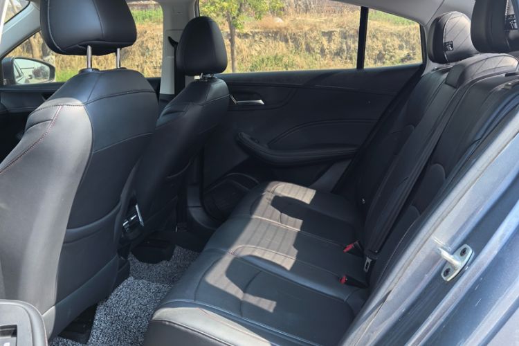 Used Roewe i5 2023 1.5L CVT Luxury Edition