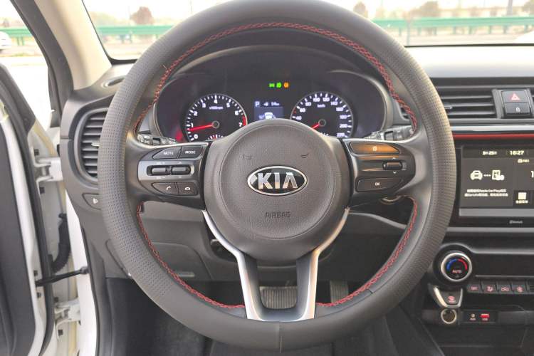 Used Kia KX Cross 2018 1.6L Automatic Dynamic Sunroof Version
