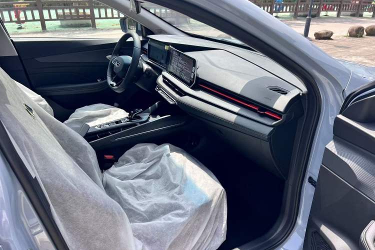 Used Geely Auto Binray 2024 Binrui COOL 1.5T DCT Longteng Edition Interior 4