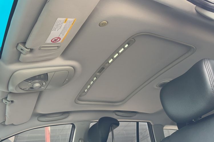 Used Roewe W5 2014 1.8T 4WD Automatic Haoyu Special Edition