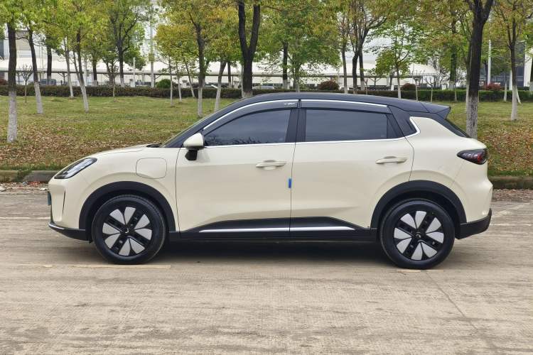 Used Wuling Bingo S 2025 Model 325km Deluxe Edition