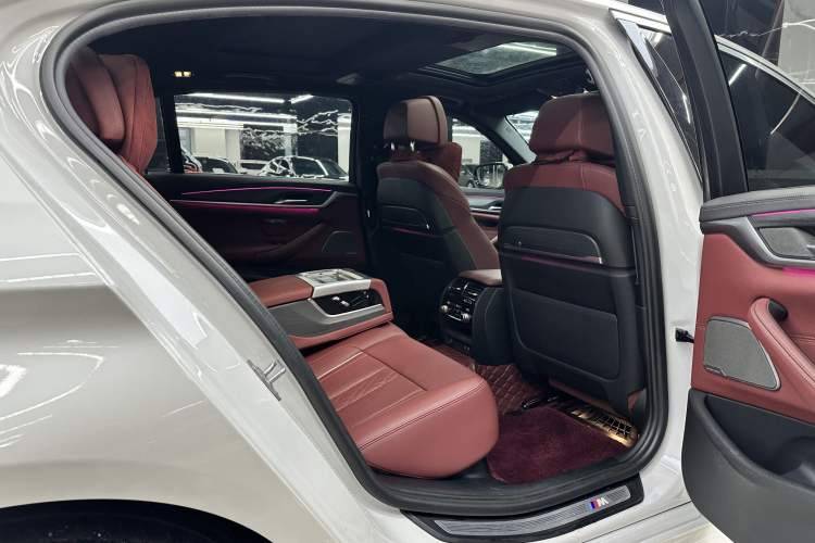 Used BMW 5 Series 2022 Restyled 530Li Luxury Edition M Sport Package