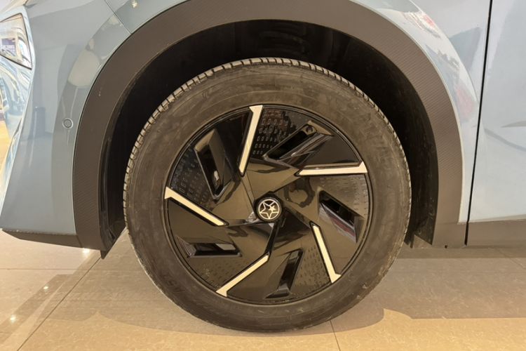 Used Venucia VX6 2023 520 Max