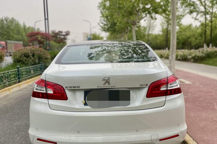 Used Peugeot 408 2014 1.8L Automatic Luxury Edition
