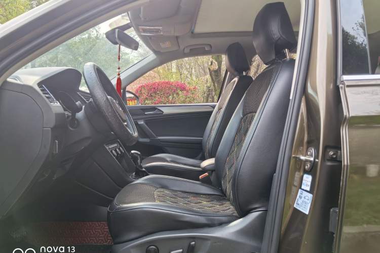 Used Volkswagen Tiguan L 2018 330TSI Automatic Two-Wheel Drive Flagship Edition Exterior 7