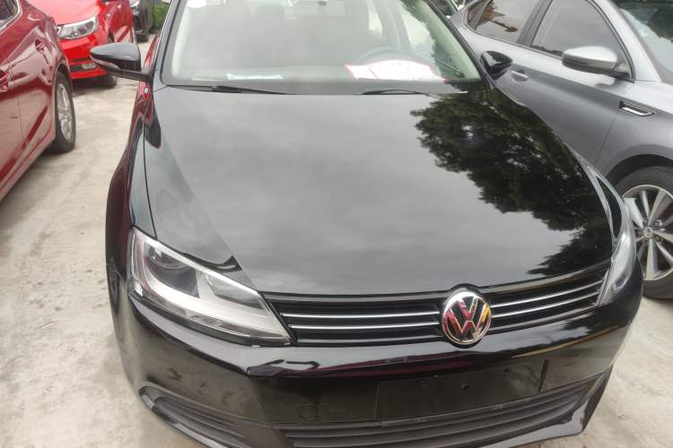 Used Volkswagen Sagitar 2012 1.6L Automatic Fashion Edition