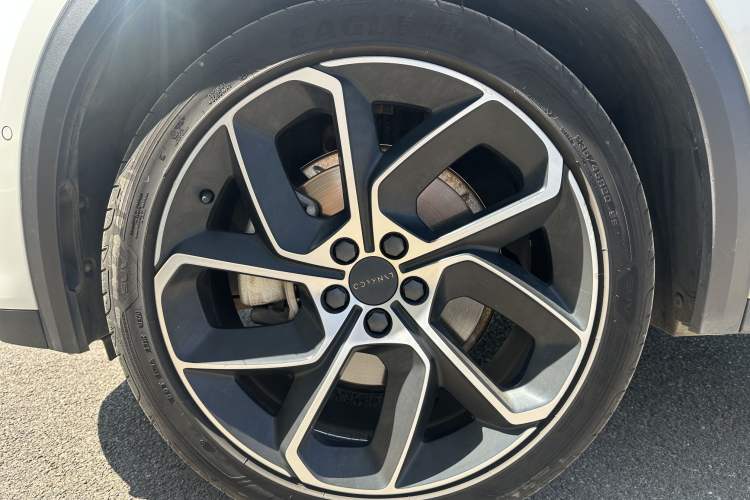 Used Lynk & Co 05 2020 2.0TD Two-Wheel Drive Shine Halo