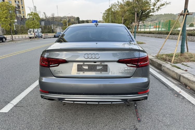 Used Audi A4L 2019 40 TFSI Fashion Version China V