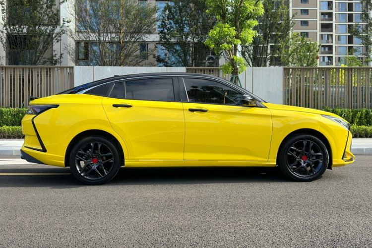 Used Dongfeng Aeolus Yixuan 2021 230T Automatic Hunter Edition
