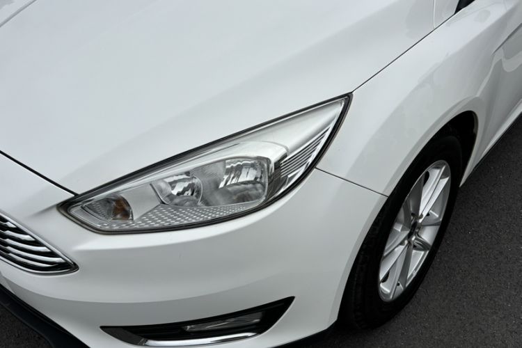 Used Ford Focus 2015 Sedan 1.6L Automatic Trend Model Left Front Headlight