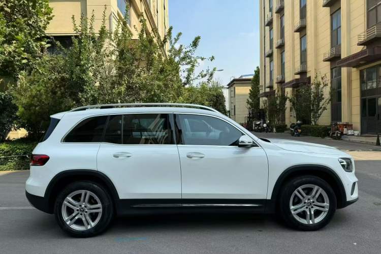 Used Mercedes-Benz GLB 2021 1.3L White 78100km AT 5 Seats for Sale ...