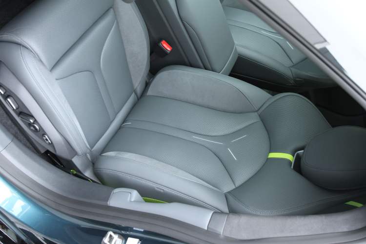 Used XPeng P7 2025 Model—750 All-Wheel-Drive High-Performance Ultra