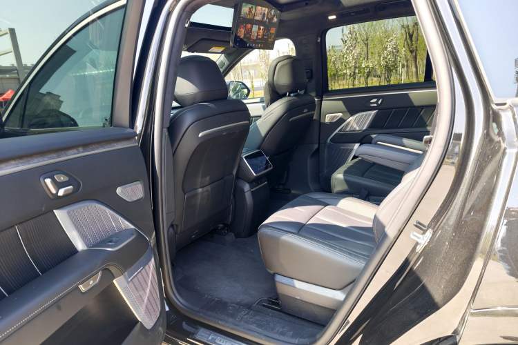 Used ONVO Luxeed L90 2025 Model—Max Six-Seater Version Interior 2