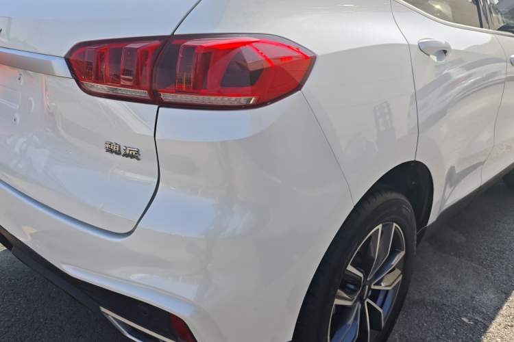 Used Wey VV5 2021 1.5T Two-Wheel Drive Smart Pioneer
