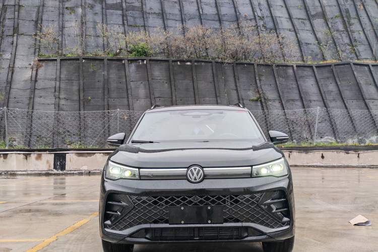 Used Volkswagen Tiguan L 2024 PRO 380TSI Four-Wheel Drive R-Line Prestige Edition
